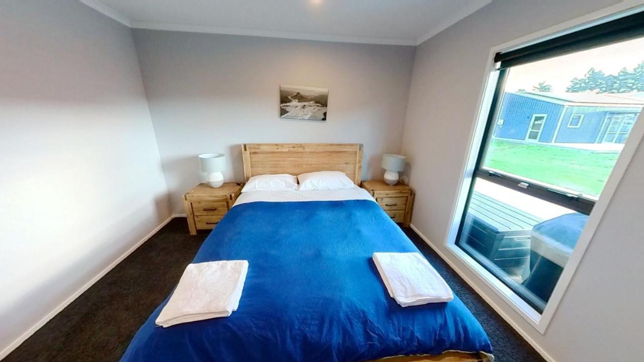 Full Holiday Home To Yourself, Up To 21 Guests Atiamuri Экстерьер фото